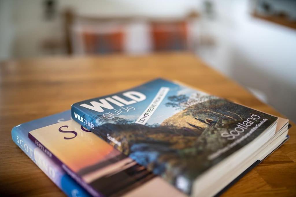 Peaceful Bothy Retreat Villa แนร์น ภายนอก รูปภาพ